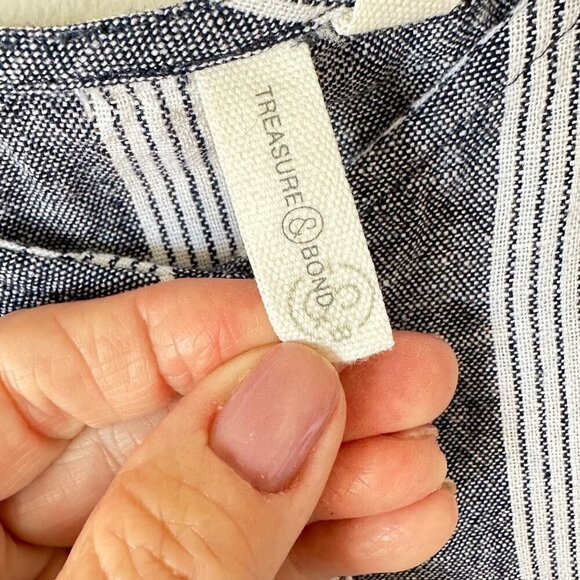 BOGO SALE! ๐๐ฅณ Two Blue Stripe Linen Tops Treasure Bond/Universal Thread S/XS - Picture 6 of 16
